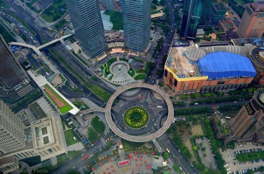 Amazing Pedestrian Crossing In China
