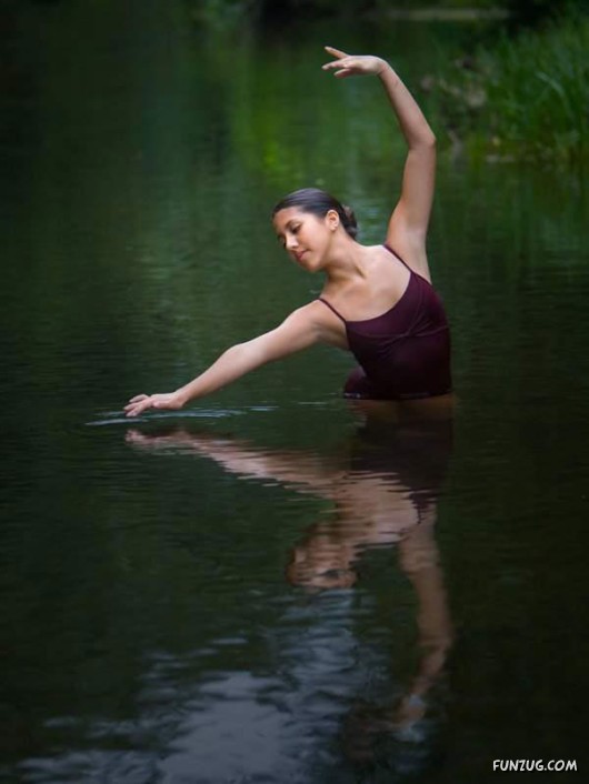 Art of Dancing In Water!