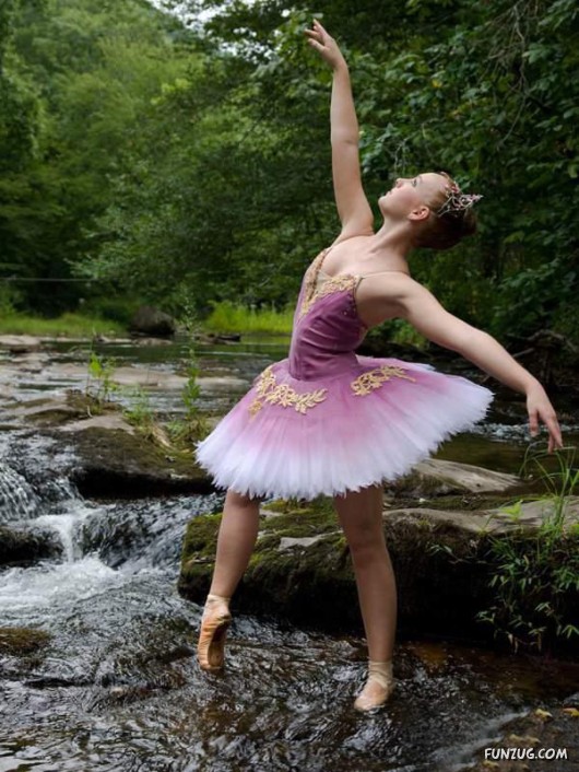 Art of Dancing In Water!