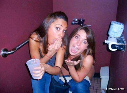 Crazy Bathroom Drunk Galz