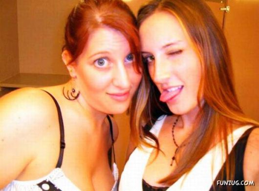 Crazy Bathroom Drunk Galz