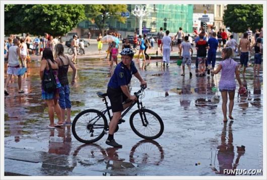 Crazy Street Water Battle