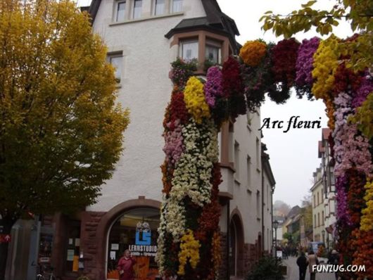 Amazing Flower Festival at Baguio City, Philippines
