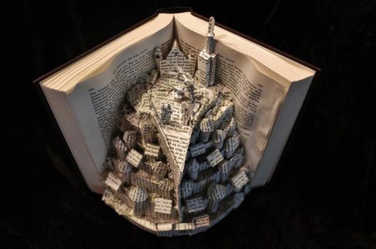 Sculptures Out Of Their Pages