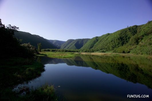 Click to Enlarge - Beautiful Valleys Wallpapers