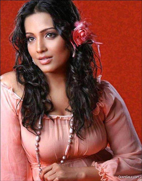 Hot n Spicy Meghna Naidu
