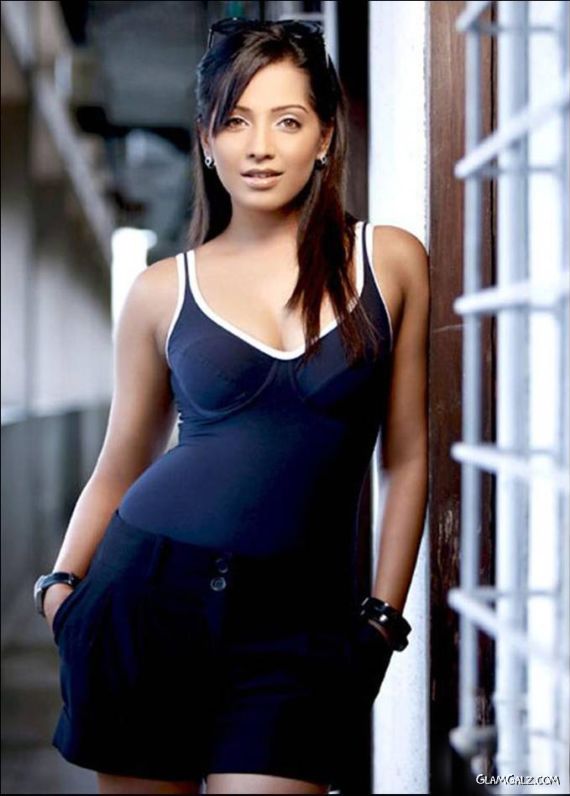 Hot n Spicy Meghna Naidu