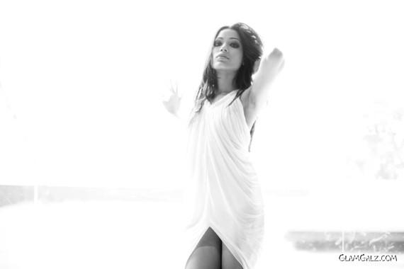 Gorgeous Freida Pinto Photoshoot