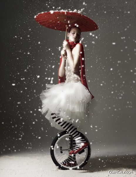 Amazing Fantasy Galz in Art