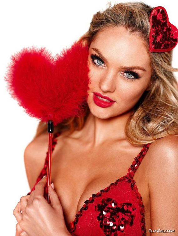 Candice Swanepoel in A Sexy Outfit