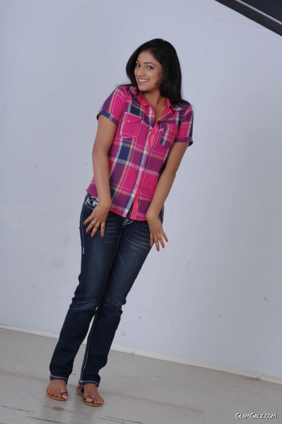 South Indian Actress Haripriya