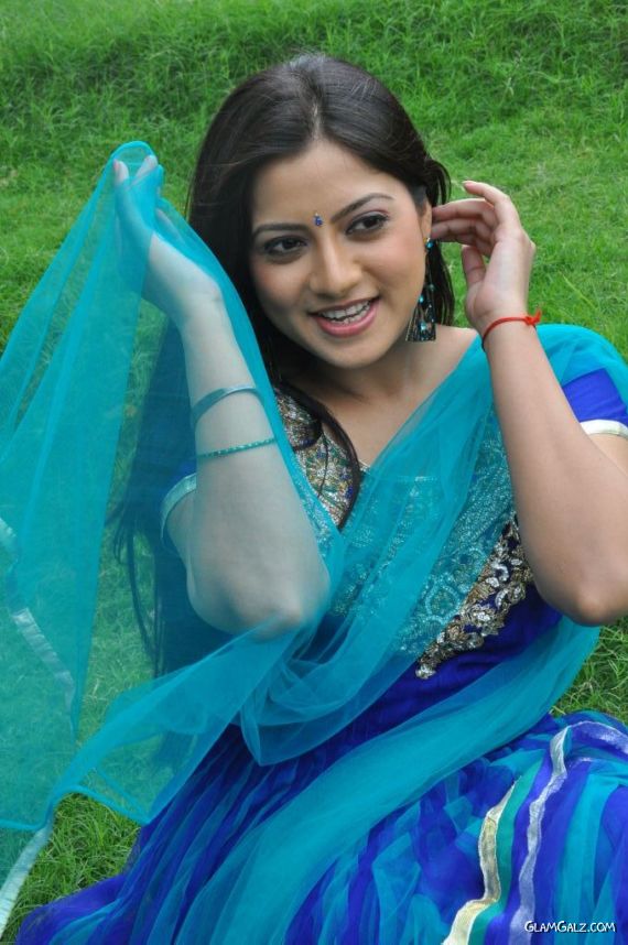 Keerthi Chawla Exclusive Photo Gallery