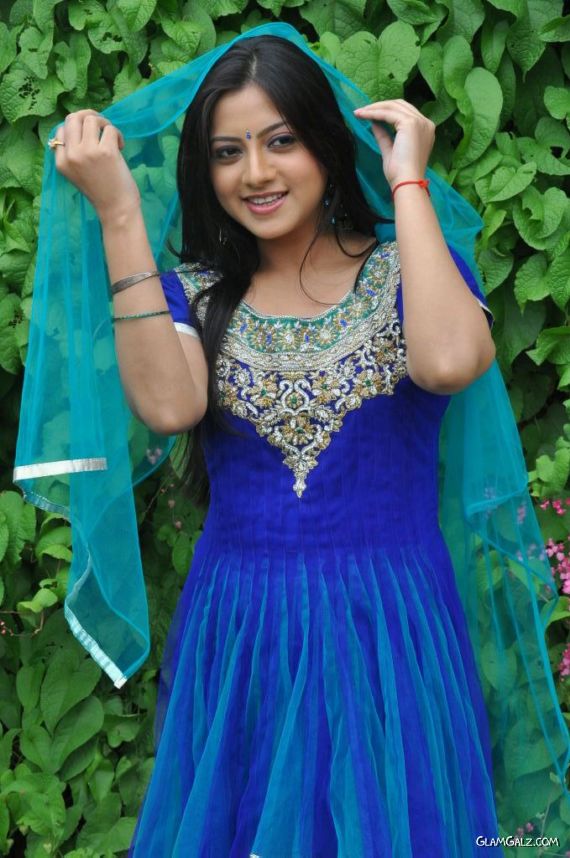 Keerthi Chawla Exclusive Photo Gallery