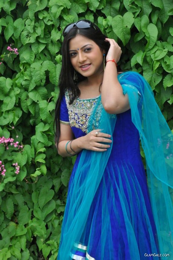 Keerthi Chawla Exclusive Photo Gallery