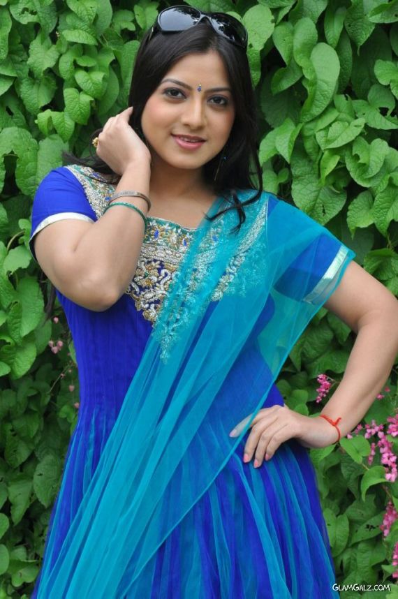 Keerthi Chawla Exclusive Photo Gallery