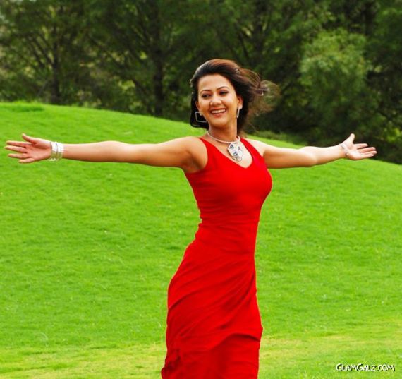 Telugu Actress Kirti Ahuja