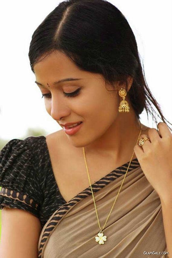 Tollywood Beauty Preetika Rao