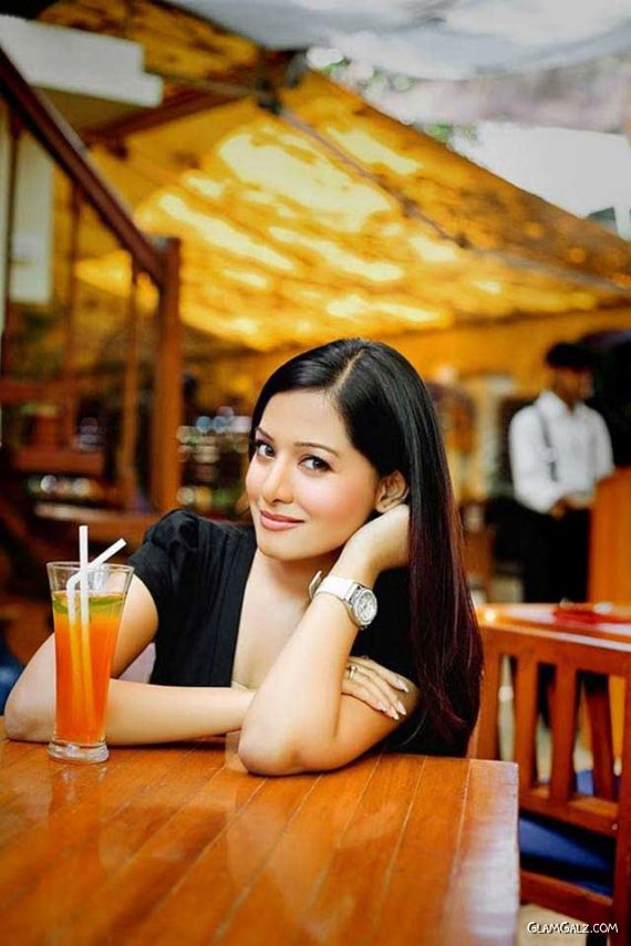 Tollywood Beauty Preetika Rao