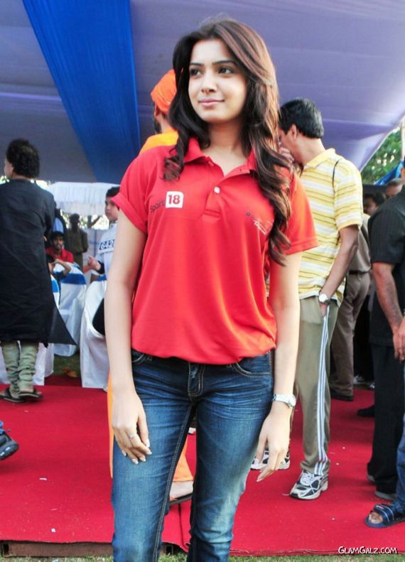 Desi Beauty Samantha Ruth Prabhu