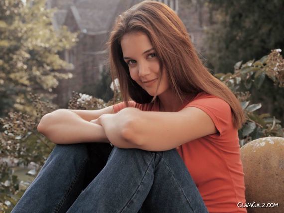 Click to Enlarge - Katie Holmes Beautiful Wallpapers
