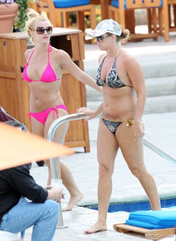 Britney Spears on Bikini Vacation