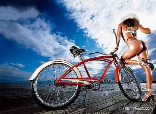 Galz Who Love Bicycles