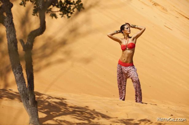 Beautiful Brazilian Model Michella Cruz