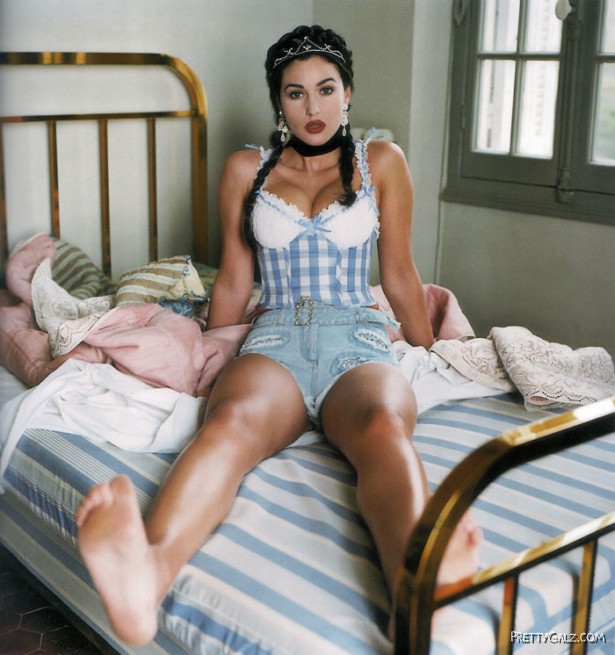 Model - Monica Bellucci