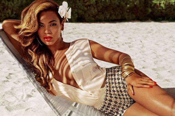 Beyonce Shoots For HnM Campaign